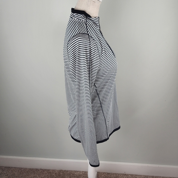 Cuter And Buck Drytec Women’s Black and White Quarter Zip Pop Over Size Small - Picture 2 of 10
